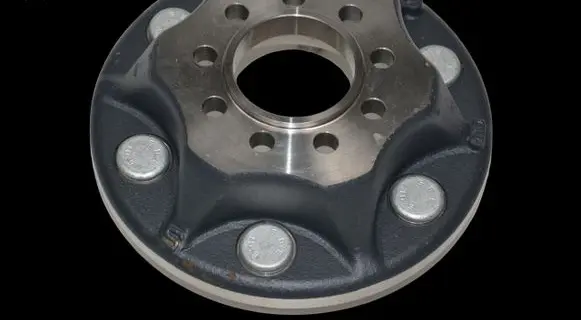 Iveco Daily 6th gen Front wheel hub 504366656