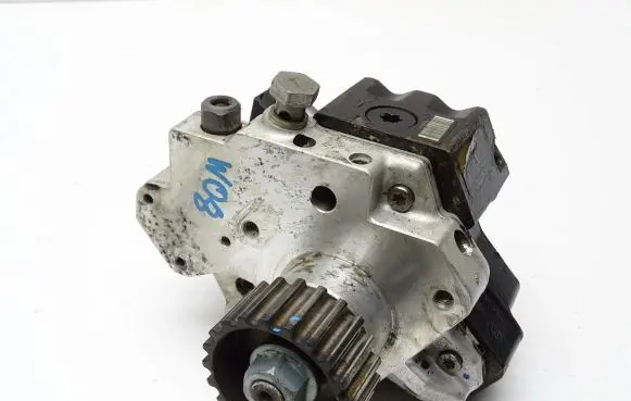 Audi A6 S6 C6 4F Fuel injection high pressure pump 059130755J