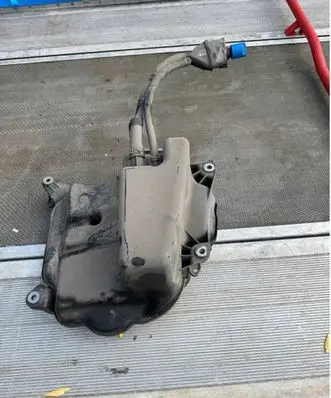 Audi A6 S6 C8 4K AdBlue liquid reservoir 4K0131878K