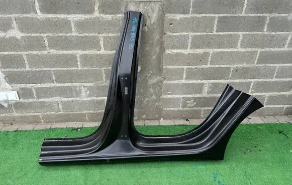 Audi A3 8Y Pillar (middle) 8y4809839