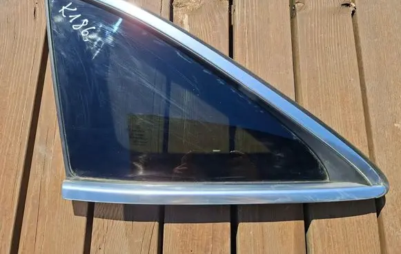 Mercedes-Benz EQC Rear side window A2936701500
