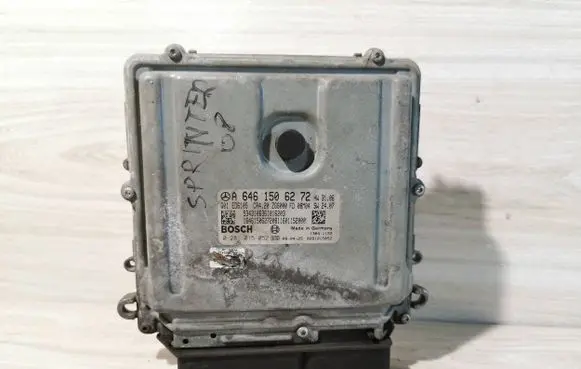 Mercedes-Benz Sprinter W906 Engine control unit/module A6461506272 5343106361016203 0281015052