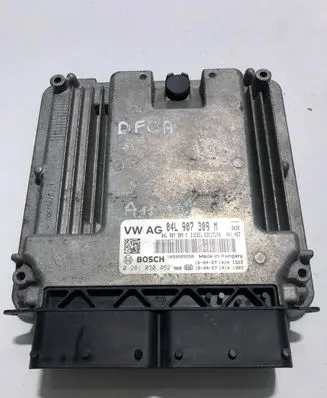 Volkswagen PASSAT B8 Engine control unit/module 04L907309M 0281030462