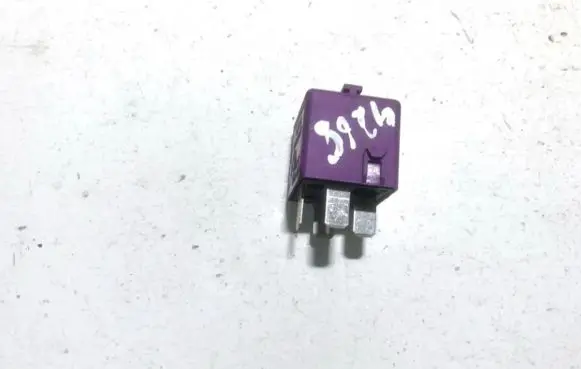 BMW 5 E39 Other relay 61361388911 6136-1388911