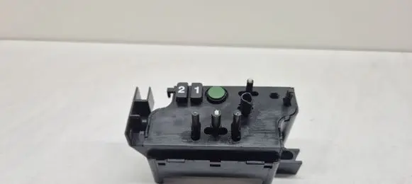 Mercedes-Benz E W124 Seat control module A0028206210 0028206210 03832860