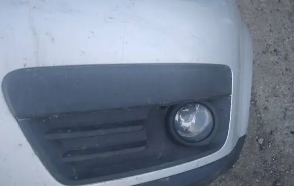 Front bumper lower grill