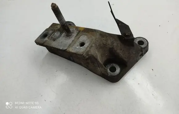Seat Alhambra (Mk1) Gearbox mounting bracket 7M3399135A