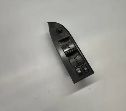 Suzuki Grand Vitara II Electric window control switch 8372765J0 64J206896T