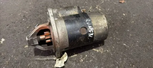 Mitsubishi Space Runner Starter motor