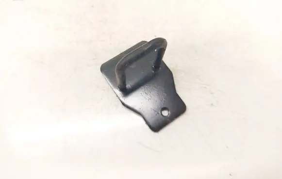 Audi A4 S4 B5 8D Front door lock loop/hook striker 