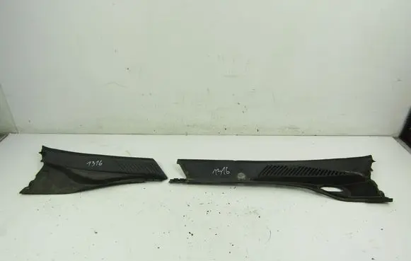 Renault Clio II Wiper trim 