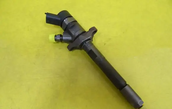 Citroen C4 I Fuel injector 0986435126