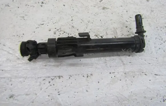 BMW 4 F32 F33 Headlight washer spray nozzle 7275658
