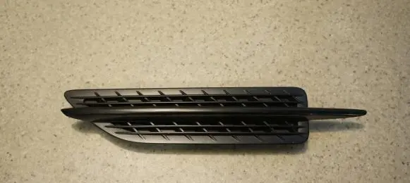 Mercedes-Benz SLK R172 Fender grill A1726900379