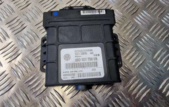 Volkswagen Touareg I Gearbox control unit/module 09D927750EB