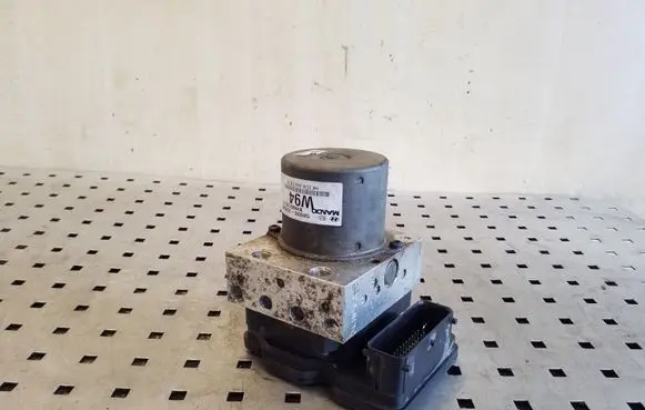 KIA Sportage ABS Pump 589203U940 BE60031323
