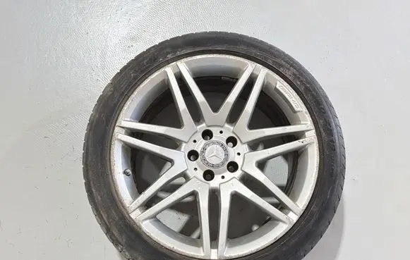 Mercedes-Benz E W212 R19 alloy rim A2124014602