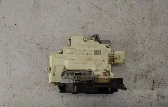 Audi Q7 4L Front door lock 3C1837016A