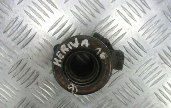 Opel Meriva A Clutch slave cylinder 