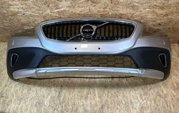 Volvo V40 Front bumper