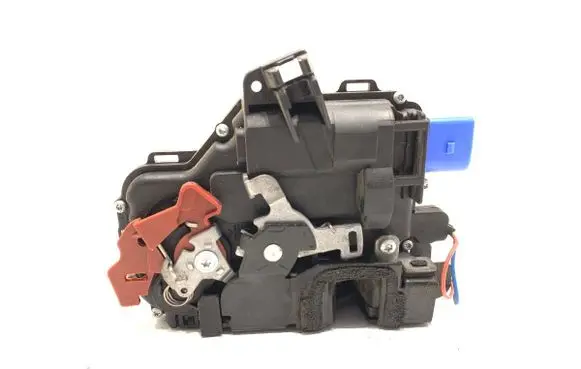 Skoda Roomster (5J) Front door lock 5J1837015