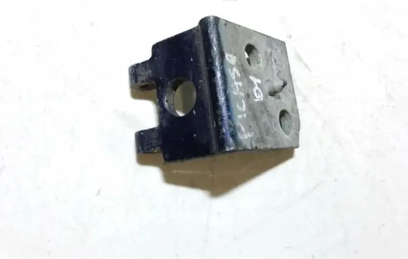 Citroen Xsara Picasso Front door upper hinge