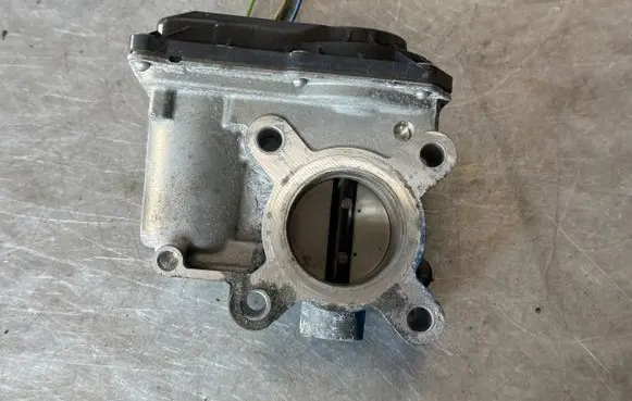 Renault Kadjar Throttle valve 161206038R H8201171233