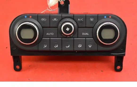 Nissan Qashqai Climate control unit 27500JD400