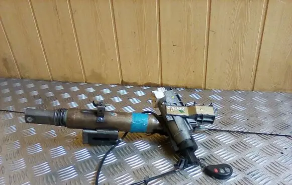 Ford Galaxy Ignition lock P012106