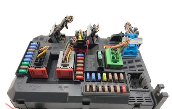 Peugeot 208 Other control units/modules 9678355880