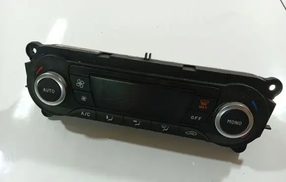 Ford Mondeo MK IV Climate control unit BM2T18C612HC