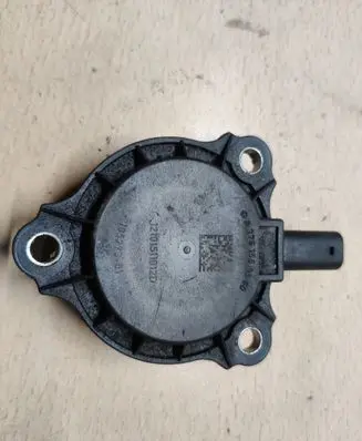 Mercedes-Benz GLA W156 X156 Camshaft vanos timing valve A2761560490