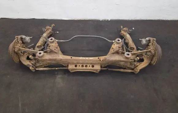 Toyota Avensis T250 Rear axle beam