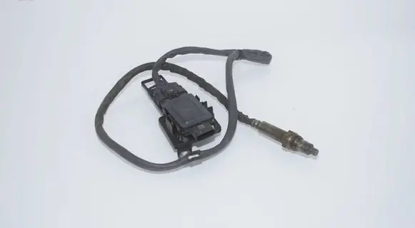 BMW 5 G30 G31 G38 Lambda probe sensor 8594553 13628594553