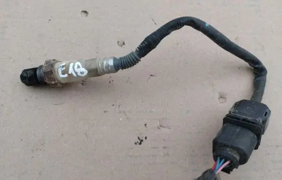 Toyota Auris E180 Lambda probe sensor 8946702080 0281004411