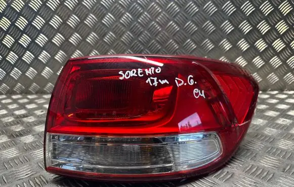 KIA Sorento Rear/tail lights 92402C5010