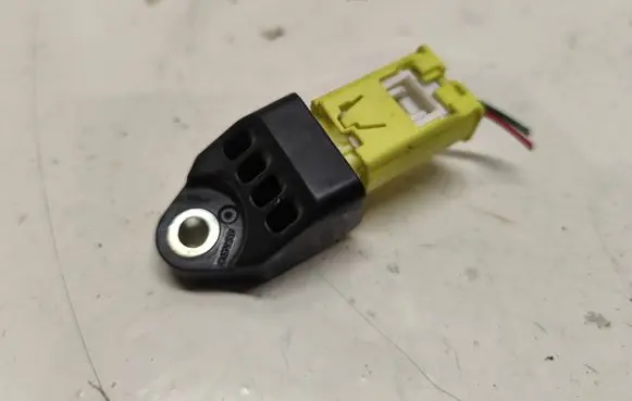 Subaru Forester SH Airbag deployment crash/impact sensor 98237AJ000