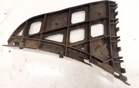 Audi A4 S4 B6 8E 8H Rear bumper mounting bracket 8H0807454