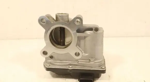 Renault Twingo II Throttle body valve 703703000
