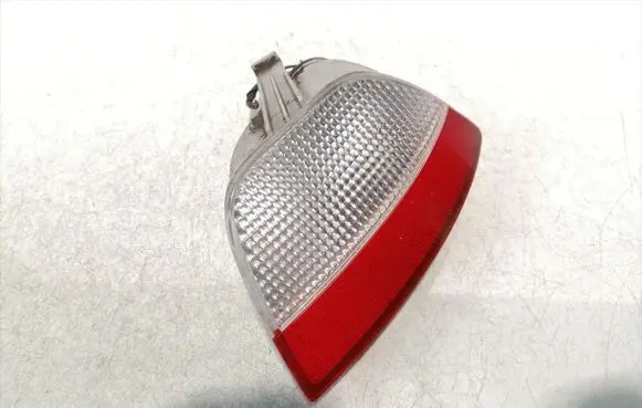 Ford Focus Tailgate rear/tail lights 5M51-15K273-AA