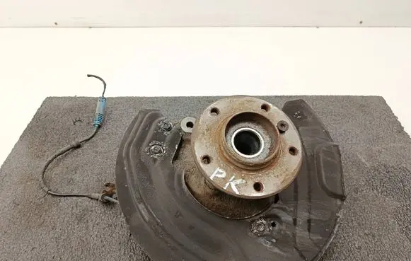 BMW X1 E84 Front wheel hub 6788699