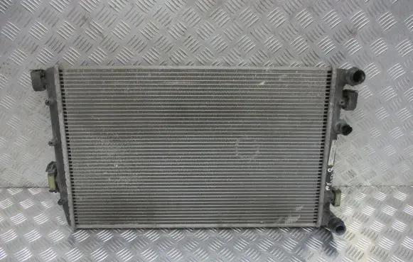 Volkswagen Fox Coolant radiator