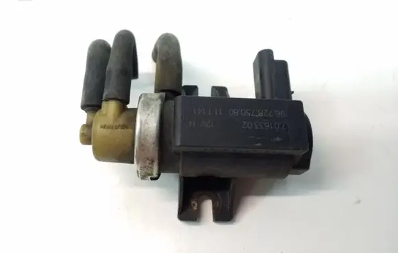 Ford Focus Turbo solenoid valve 70163302 9672875080