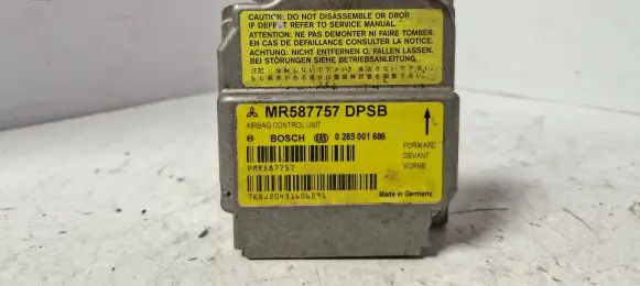 Mitsubishi Colt Airbag control unit/module 0285001686