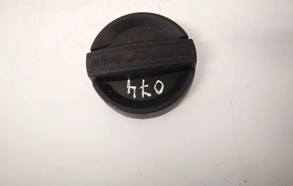 BMW X1 E84 Oil filler cap 8507153