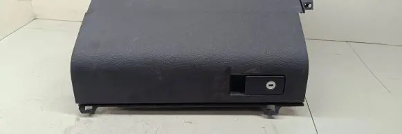 Volkswagen Touran I Glove box 1T1857097B