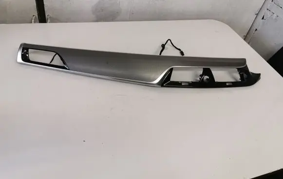 BMW 5 G30 G31 Panel trim 8070622