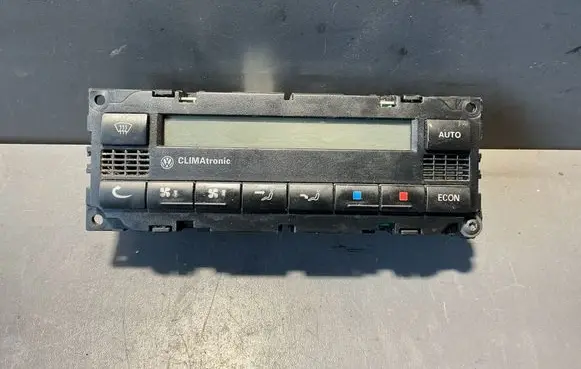 Volkswagen PASSAT B5.5 Climate control unit 3B1907044K