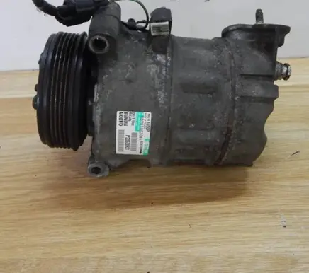 Volvo S60 Air conditioning (A/C) compressor (pump) P30630921 L7608908J