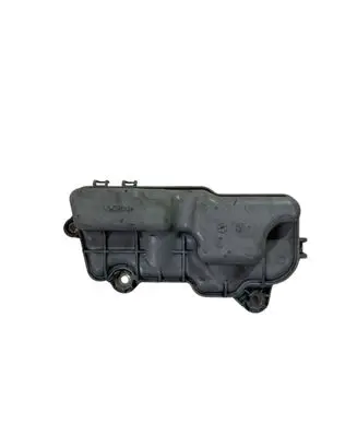 Vacuum air tank